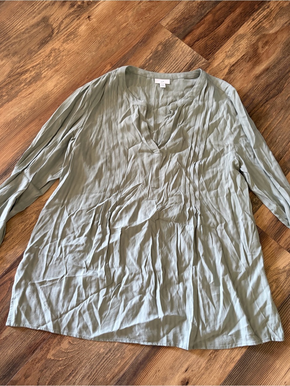 J. Jill Sage Green Pleated V-Neck Tunic